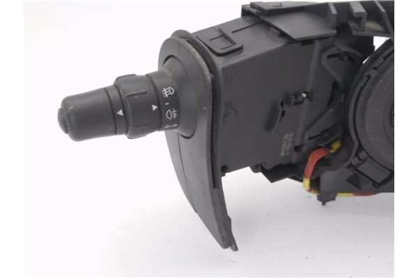 Recambio de mando intermitencia para renault clio iii 1.6 16v referencia OEM IAM 88102003 8200245495 