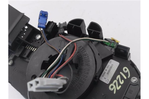 Recambio de mando intermitencia para renault megane ii (bm0/1_, cm0/1_) 1.5 dci (bm0f, cm0f) referencia OEM IAM 8200155865 61835