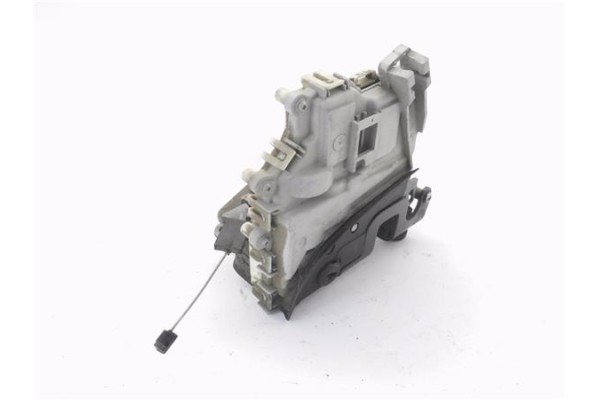Recambio de cierre electromagnetico trasero izquierdo para seat altea xl (5p5) 1.6 tdi referencia OEM IAM 5P0839011B  