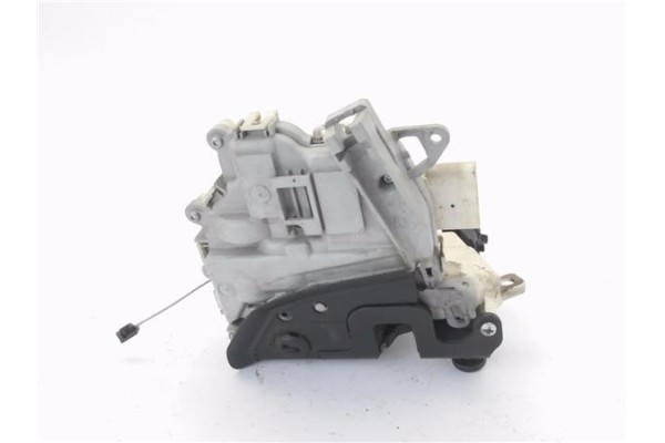 Recambio de cierre electromagnetico trasero izquierdo para seat altea xl (5p5) 1.6 tdi referencia OEM IAM 5P0839011B  