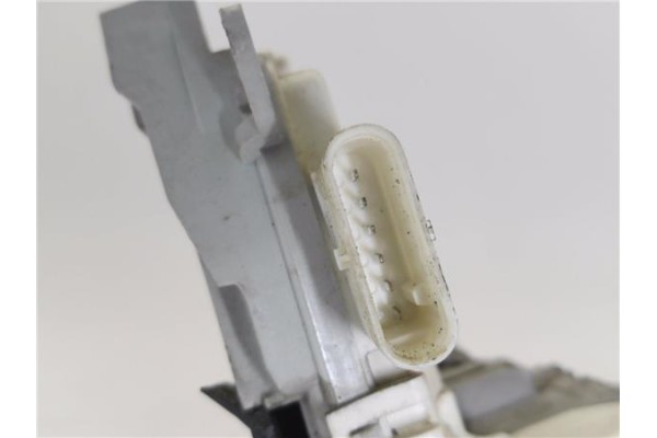Recambio de cierre electromagnetico trasero izquierdo para seat altea xl (5p5) 1.6 tdi referencia OEM IAM 5P0839011B  