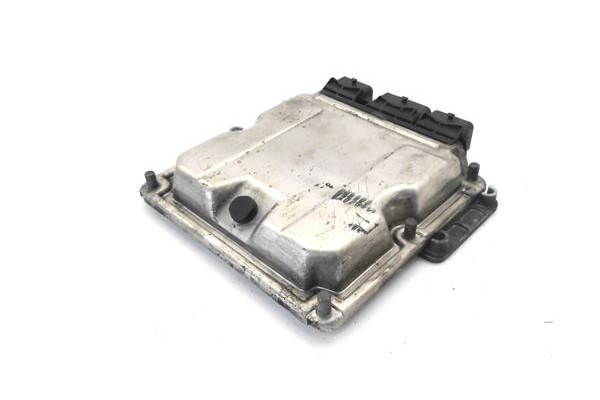 Recambio de centralita para citroen xsara picasso 2.0 hdi referencia OEM IAM 9658373180 2,81E+08 