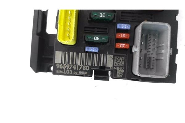 Recambio de caja fusibles/rele para citroen c2 1.4 hdi referencia OEM IAM 9659741780  