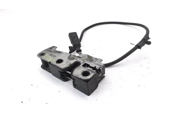 Recambio de cerradura capo para volkswagen golf vi (5k1) 1.6 advance bluemotion referencia OEM IAM 5K1823509  