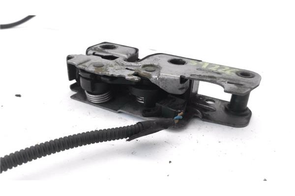 Recambio de cerradura capo para volkswagen golf vi (5k1) 1.6 advance bluemotion referencia OEM IAM 5K1823509  