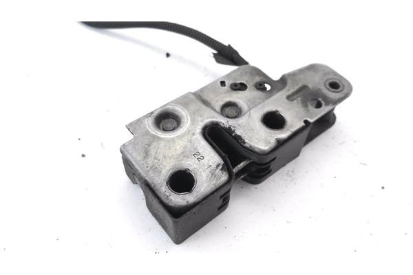 Recambio de cerradura capo para volkswagen golf vi (5k1) 1.6 advance bluemotion referencia OEM IAM 5K1823509  