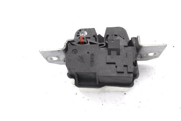 Recambio de cerradura porton para mercedes-benz clase a (bm 169) 1.5 a 150 (169.031) referencia OEM IAM 7400035  
