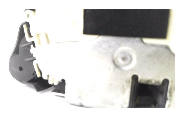Recambio de cierre electromagnetico delantero izquierdo para land rover freelander (ln) 2.0 e familiar referencia OEM IAM ALR978