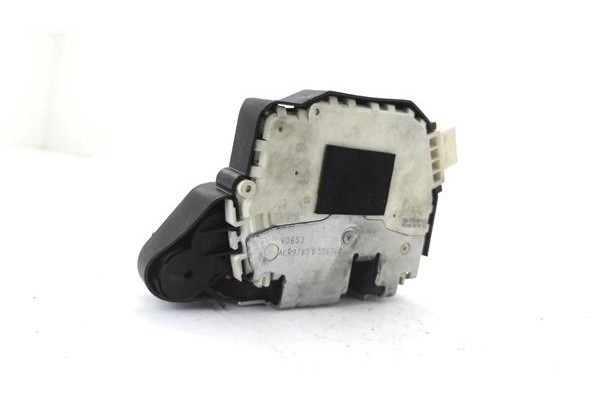 Recambio de cierre electromagnetico delantero izquierdo para land rover freelander (ln) 2.0 e familiar referencia OEM IAM ALR978