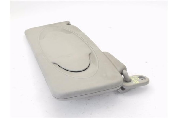 Recambio de parasol derecho para nissan nv200 furgón 1.5 dci referencia OEM IAM 588122131  