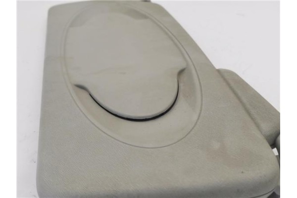 Recambio de parasol derecho para nissan nv200 furgón 1.5 dci referencia OEM IAM 588122131  