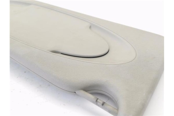 Recambio de parasol derecho para nissan nv200 furgón 1.5 dci referencia OEM IAM 588122131  