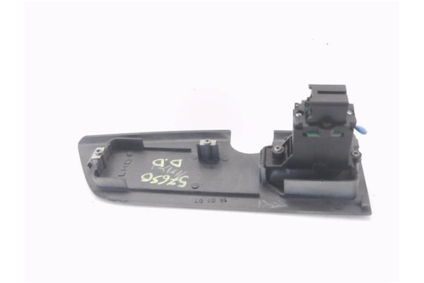 Recambio de mando elevalunas delantero derecho para tata safari (42_fd) 2.1 referencia OEM IAM MAT403095842FD128CV94KW  