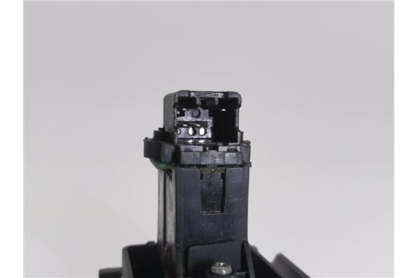 Recambio de mando elevalunas trasero izquierdo para tata safari (42_fd) 2.1 referencia OEM IAM MAT403095822LDICOR05128CV  