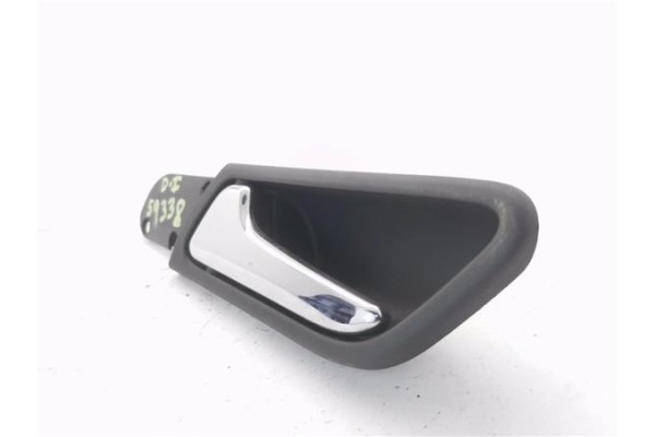 Recambio de manilla int. puerta delantero izquierda para mercedes-benz clase b (bm 245) 2.0 180 cdi (245.207) referencia OEM IAM