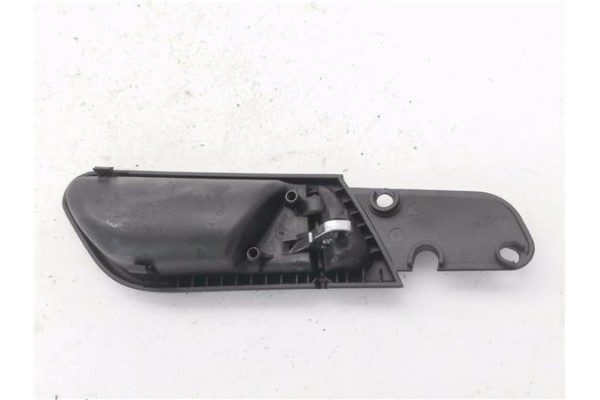 Recambio de manilla int. puerta delantero izquierda para mercedes-benz clase b (bm 245) 2.0 180 cdi (245.207) referencia OEM IAM