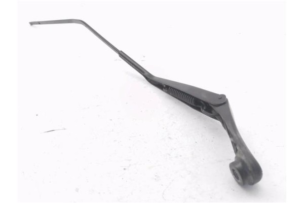 Recambio de brazo limpiaparabrisas delantero derecho para peugeot bipper 1.4 básico referencia OEM IAM 1353218080  