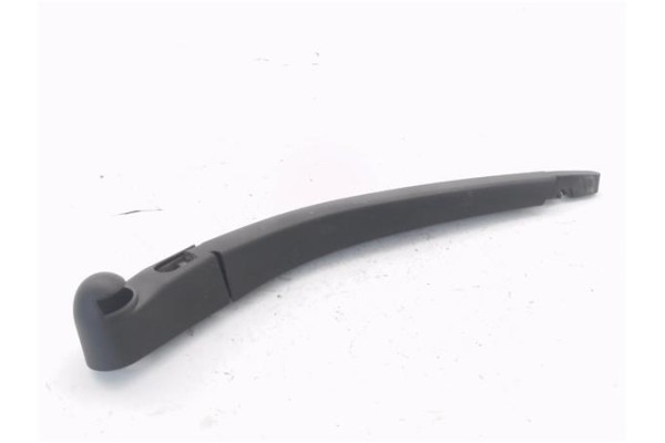 Recambio de brazo limpiaparabrisas trasero para mercedes-benz clase b (bm 245) 2.0 180 cdi (245.207) referencia OEM IAM A1698200