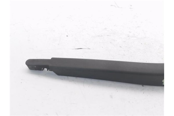 Recambio de brazo limpiaparabrisas trasero para mercedes-benz clase b (bm 245) 2.0 180 cdi (245.207) referencia OEM IAM A1698200