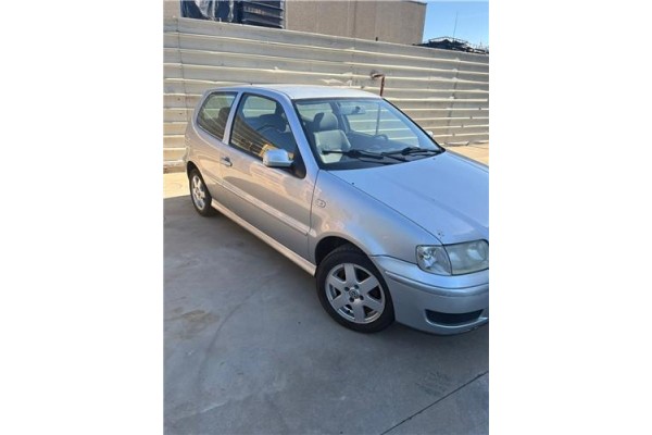 volkswagen polo iii berlina (6n2) del año 2001