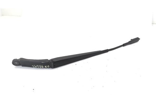 Recambio de brazo limpiaparabrisas delantero izquierdo para volvo xc90 d5 referencia OEM IAM 8620839  