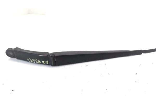 Recambio de brazo limpiaparabrisas delantero izquierdo para volvo xc90 d5 referencia OEM IAM 8620839  