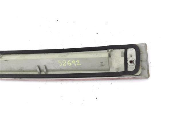 Recambio de luz central de freno para volvo xc90 d5 referencia OEM IAM 30764803  