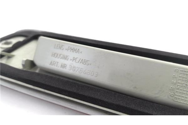 Recambio de luz central de freno para volvo xc90 d5 referencia OEM IAM 30764803  