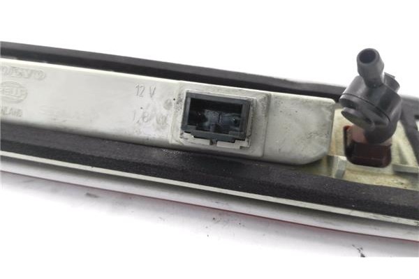 Recambio de luz central de freno para volvo xc90 d5 referencia OEM IAM 30764803  