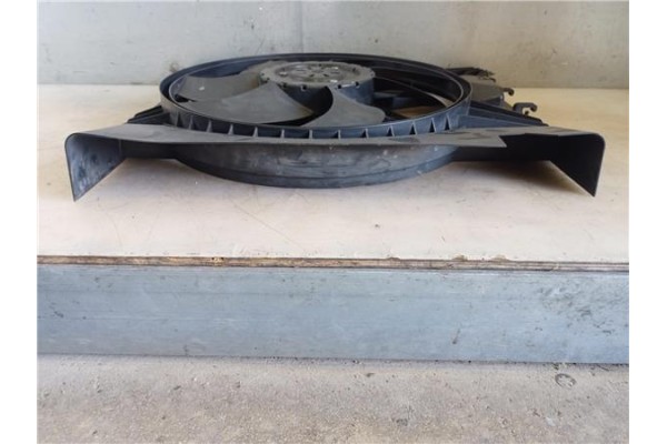 Recambio de electroventilador para volvo xc90 d5 referencia OEM IAM 31368075  