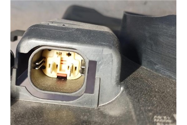 Recambio de electroventilador para volvo xc90 d5 referencia OEM IAM 31368075  