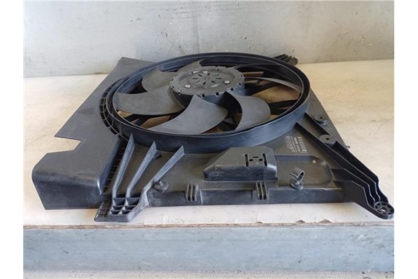 Recambio de electroventilador para volvo xc90 d5 referencia OEM IAM 31368075  
