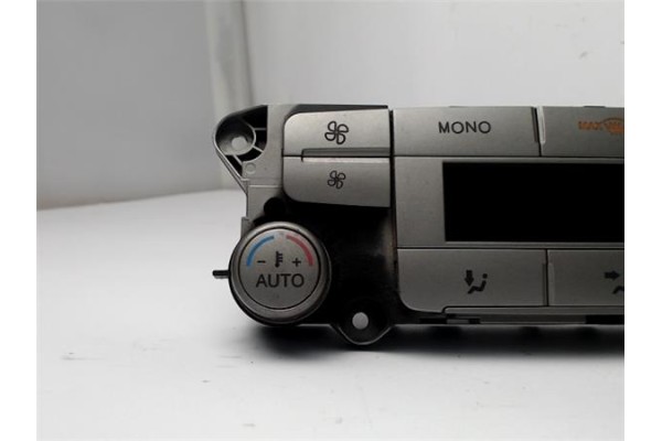 Recambio de mandos climatizador para ford mondeo iii sedán (b4y) 2.0 tdci referencia OEM IAM 7S7T18C612AE W3GA15176 