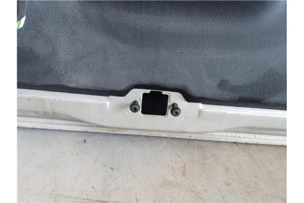 Recambio de porton trasero para renault clio ii fase ii (b/cb0) 1.2 authentique referencia OEM IAM 7751477610  