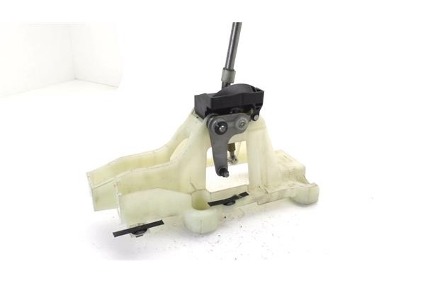 Recambio de palanca de cambio para mitsubishi outlander (cw0) 2.0 di-d intense referencia OEM IAM 2450A022  