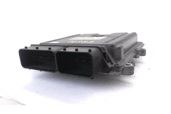 Recambio de centralita para volvo xc90 d5 referencia OEM IAM 30771550AB 0281012103 