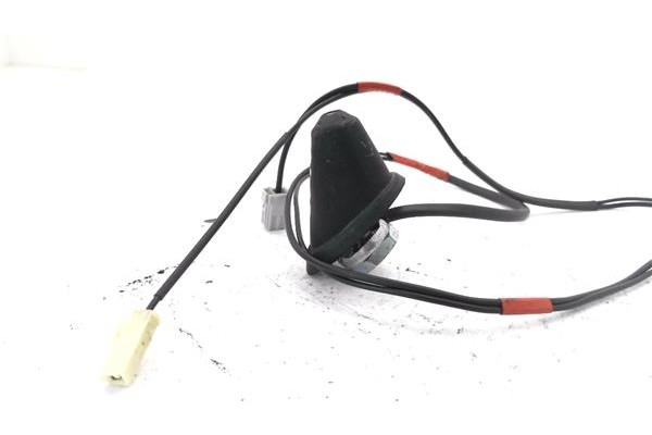 Recambio de antena electrica para toyota auris (e15) 1.6 vvti referencia OEM IAM 8630902040 8630002180 