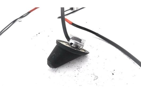 Recambio de antena electrica para toyota auris (e15) 1.6 vvti referencia OEM IAM 8630902040 8630002180 