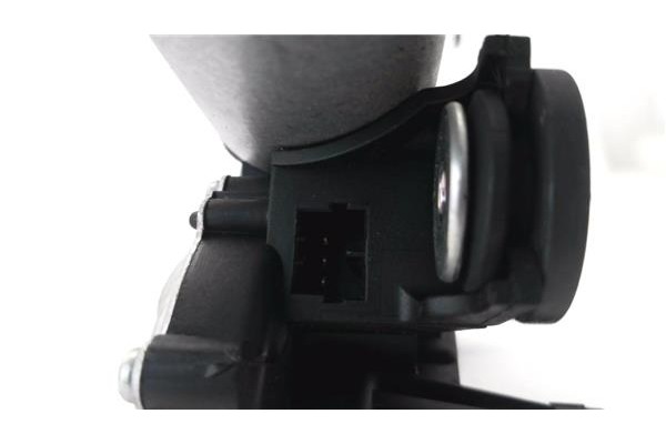 Recambio de motor limpiaparabrisas trasero para fiat ii panda (169) 1.2 referencia OEM IAM 51864399  