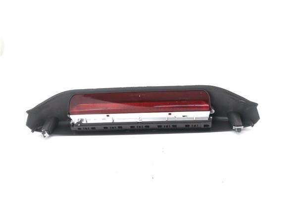 Recambio de luz central de freno para fiat ii panda (169) 1.2 referencia OEM IAM 735388525  