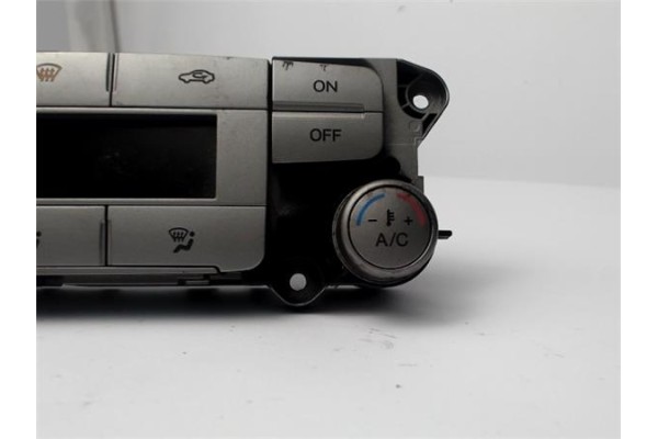 Recambio de mandos climatizador para ford mondeo iii sedán (b4y) 2.0 tdci referencia OEM IAM 7S7T18C612AE W3GA15176 