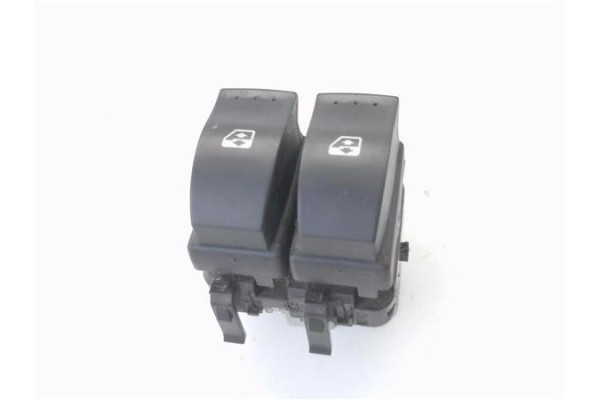 Recambio de mando elevalunas delantero izquierdo para renault grand scénic ii (jm0/1_) 1.9 dci (jm14) referencia OEM IAM 315042B