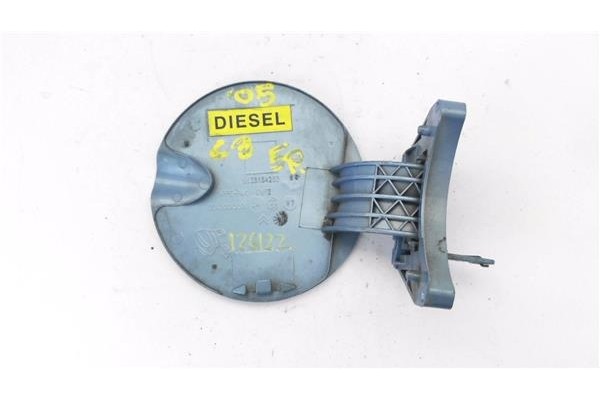Recambio de tapa exterior combustible para citroen c3 1.4 i bivalent referencia OEM IAM 9638184280  