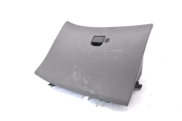 Recambio de guantera salpicadero para nissan terrano ii (r20) 2.4 i 12v 4wd referencia OEM IAM 685000F000 685000F001 