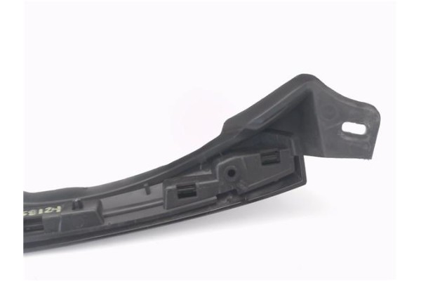 Recambio de moldura aleta delantero izquierda para renault grand scenic iv 1.2 tce referencia OEM IAM 638752190R 638A99823R 