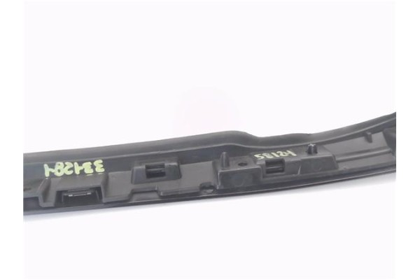 Recambio de moldura aleta delantero izquierda para renault grand scenic iv 1.2 tce referencia OEM IAM 638752190R 638A99823R 