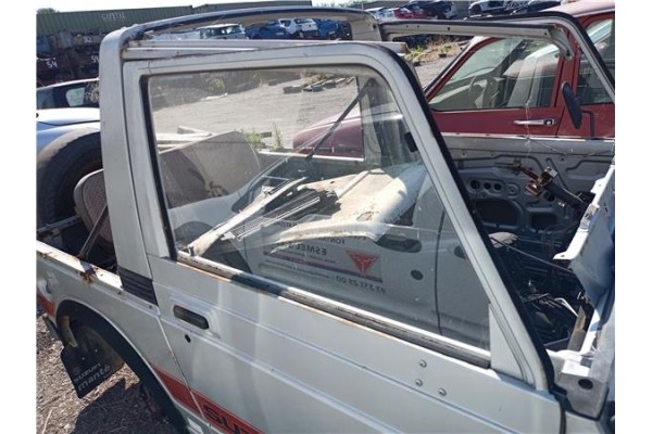 Recambio de luna puerta delantero derecha para suzuki sj 410 cabrio 1.0 (sj410) referencia OEM IAM 8453180102  