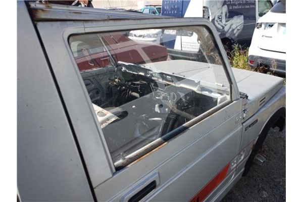 Recambio de luna puerta delantero derecha para suzuki sj 410 cabrio 1.0 (sj410) referencia OEM IAM 8453180102  