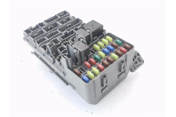 Recambio de caja fusibles/rele para honda civic berlina 3 (ep) 1.6i sport referencia OEM IAM 3820ES6AG200 S6AG21000 