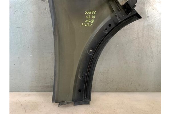 Recambio de aleta delantero izquierda para mini mini (r50,r53) 1.6 cooper referencia OEM IAM 41217037437  